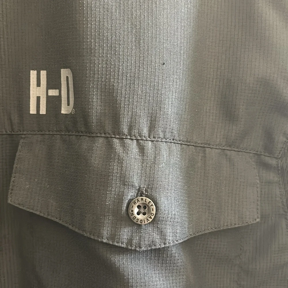 Men’s Harley Davidson Performance Short Sleeve Shirt - Picture 5 of 12